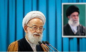 آیت‌الله امامی‌کاشانی در خطبه‌های نمازجمعه تهران: تشییع پیکر آیت‌الله هاشمی نماد وحدت ملی بود/ جوانان این وحدت را حفظ کنند 